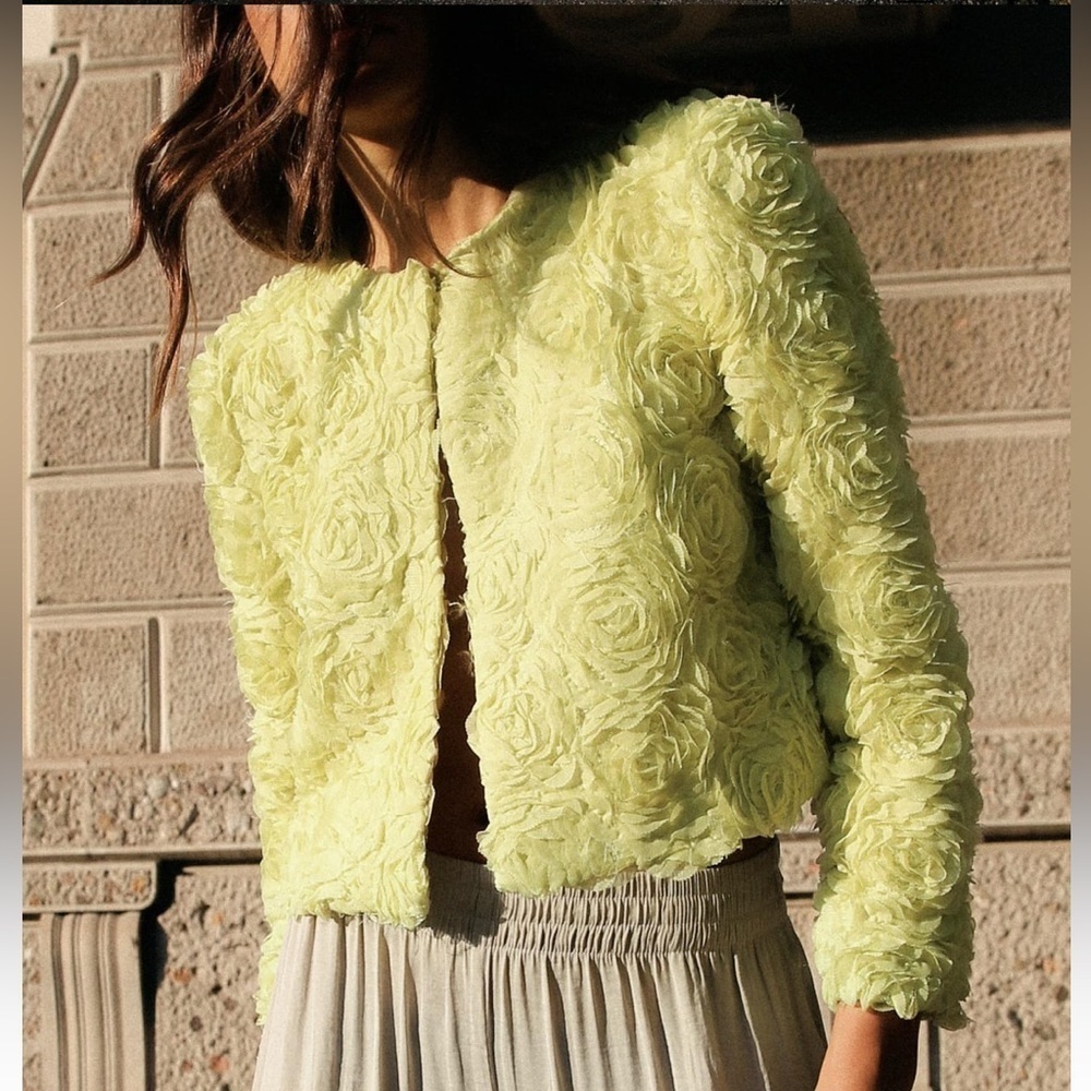 New ZARA Textured Floral Cardigan Jacket